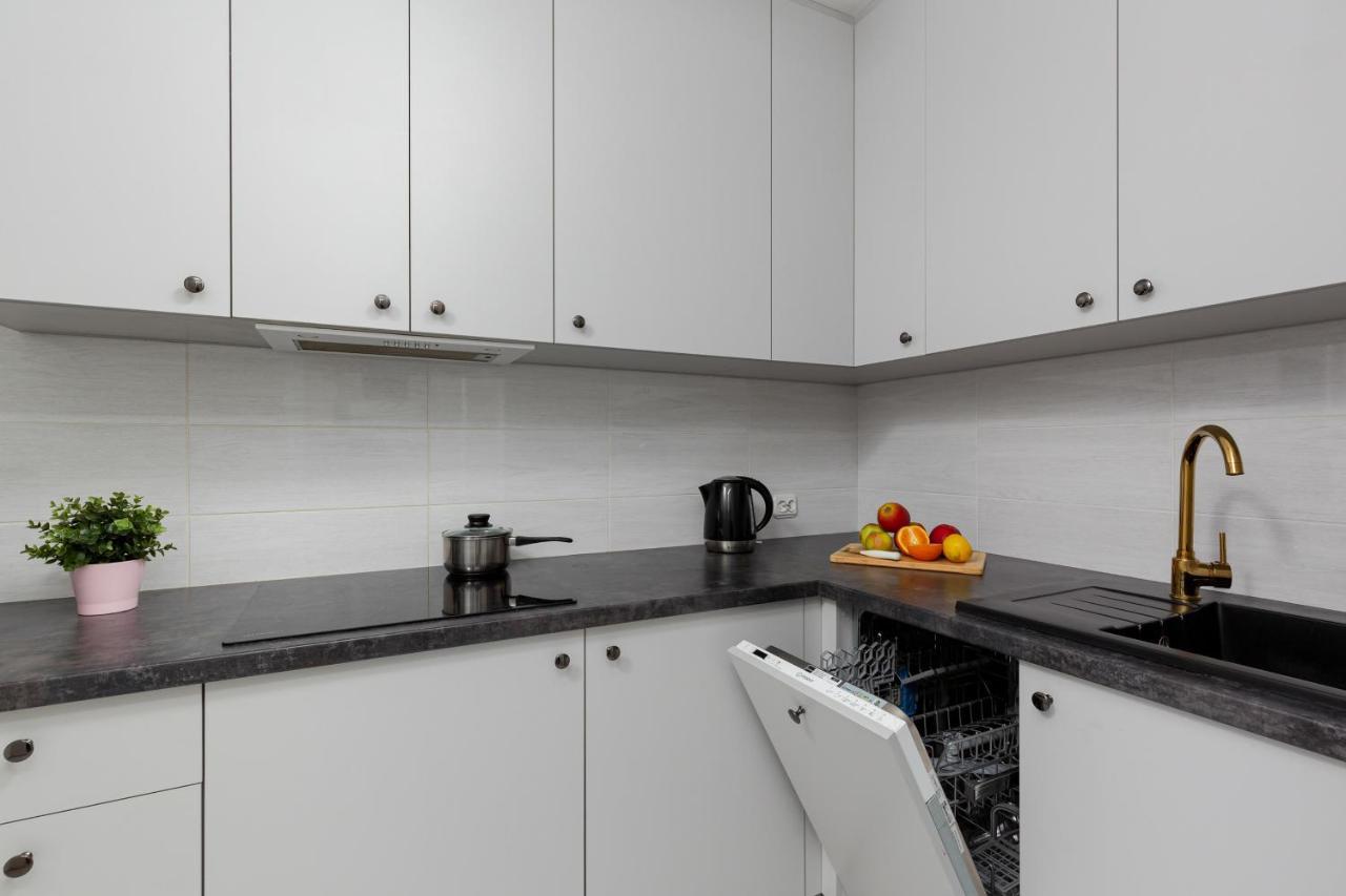 Apartaments Solec 79 By Noclegi Renters Warsaw Exterior photo